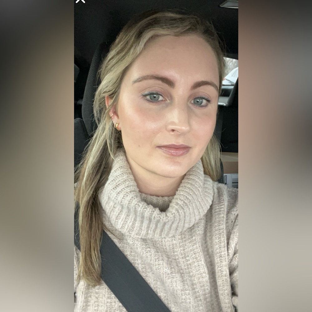 Meet your Posher, Leah